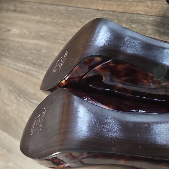 Stuart Weitzman Tortoiseshell High Heels Size 9.5 - Picture 7 of 8